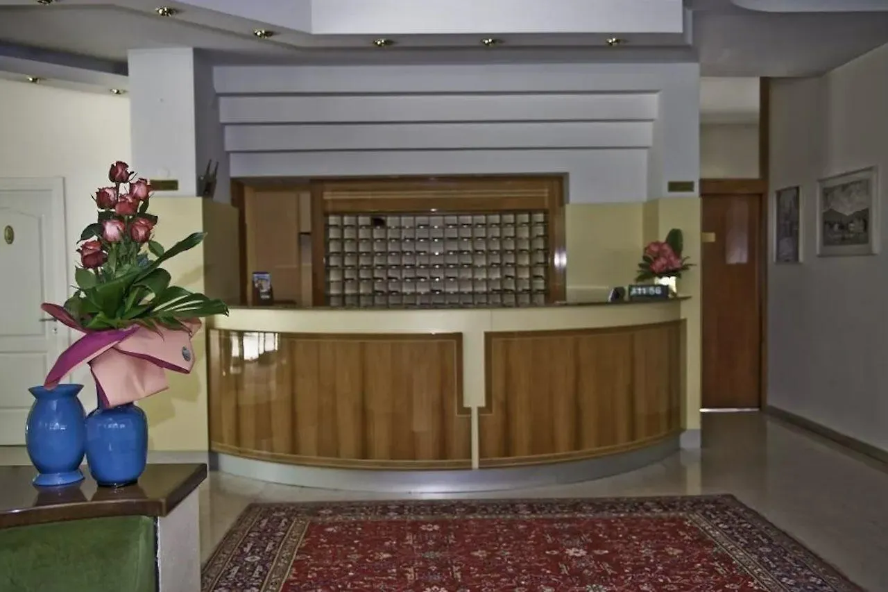 Hotel Albatros Mestre 4*,